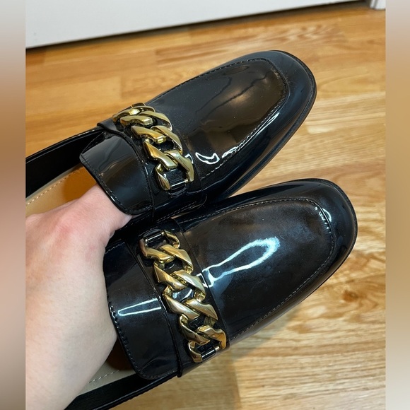 Shein Black and Gold Patent Leather Loafers Size 8 - Picture 3 of 8